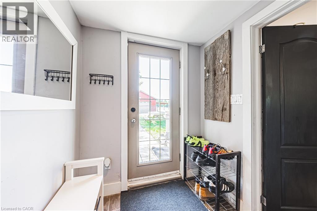 7721 Concession 5 Road, Caistor Centre, ON - Indoor Photo Showing Other Room