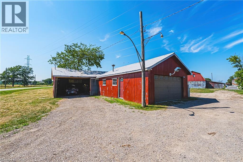 7721 Concession 5 Road, Caistor Centre, ON - Outdoor