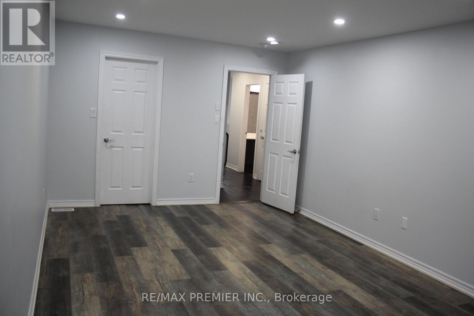 51 Mullholland Avenue, Cambridge, ON - Indoor Photo Showing Other Room