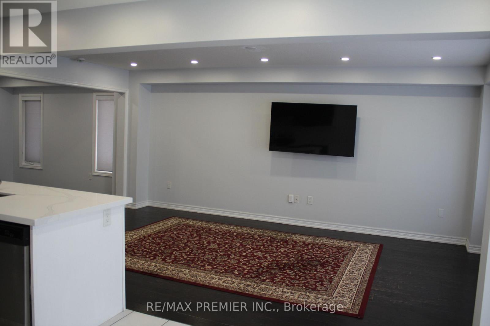 51 Mullholland Avenue, Cambridge, ON - Indoor Photo Showing Other Room