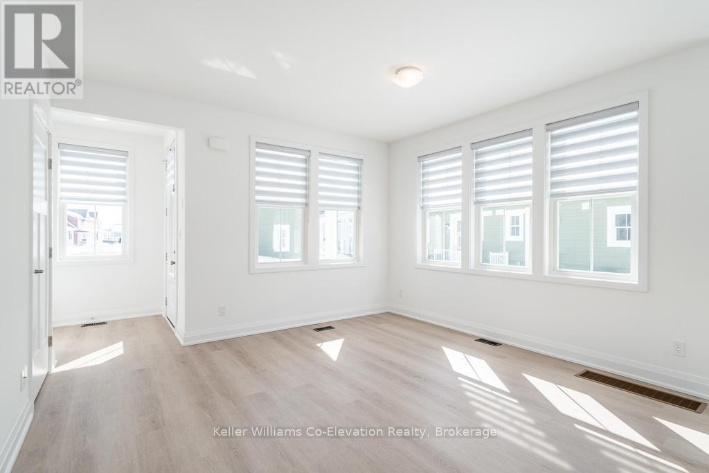 4 Danielle Crescent, Midland, ON - Indoor Photo Showing Other Room