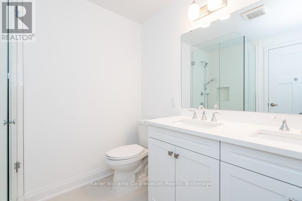 4 Danielle Crescent, Midland, ON - Indoor Photo Showing Bathroom