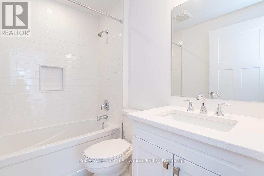 4 Danielle Crescent, Midland, ON - Indoor Photo Showing Bathroom