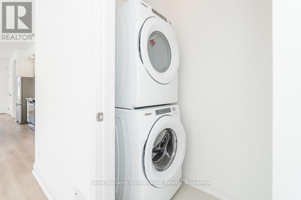 4 Danielle Crescent, Midland, ON - Indoor Photo Showing Laundry Room