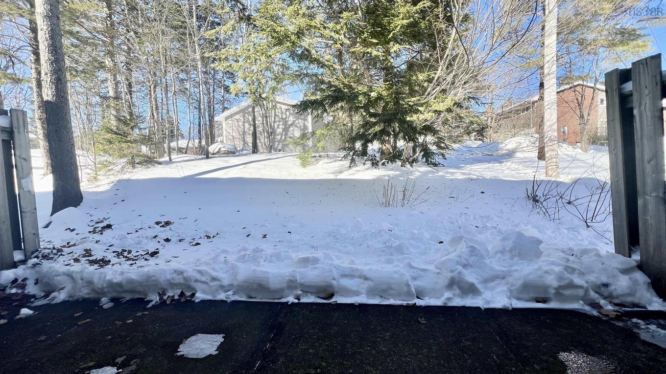 15 Braeside Lane, Halifax, NS