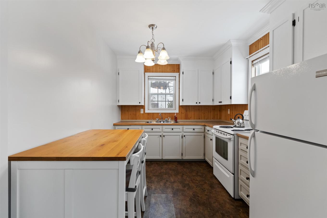 112 North Street, Bridgewater, NS