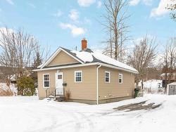 112 North Street Bridgewater, NS B4V 2V6