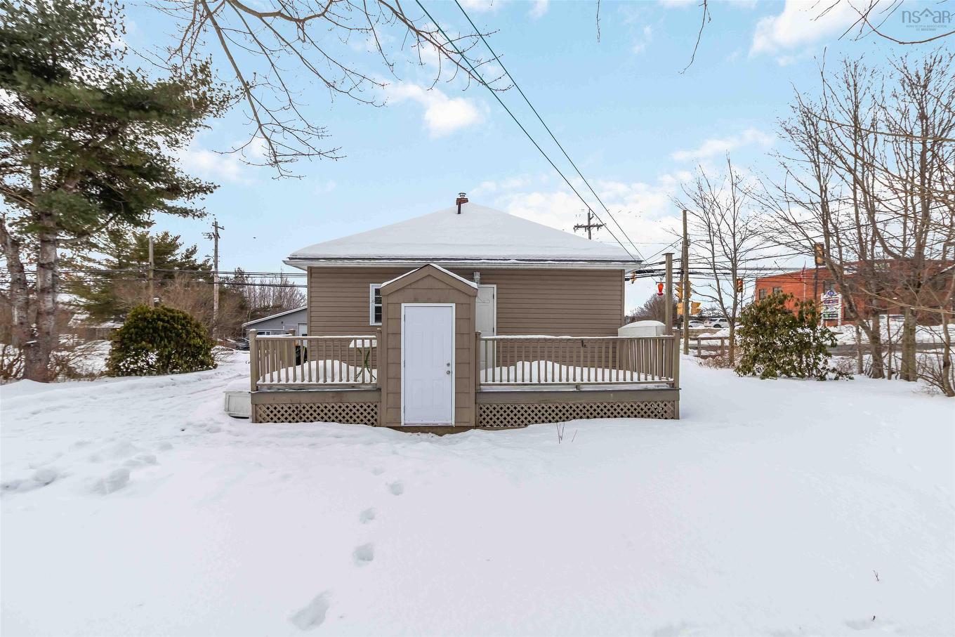 112 North Street, Bridgewater, NS