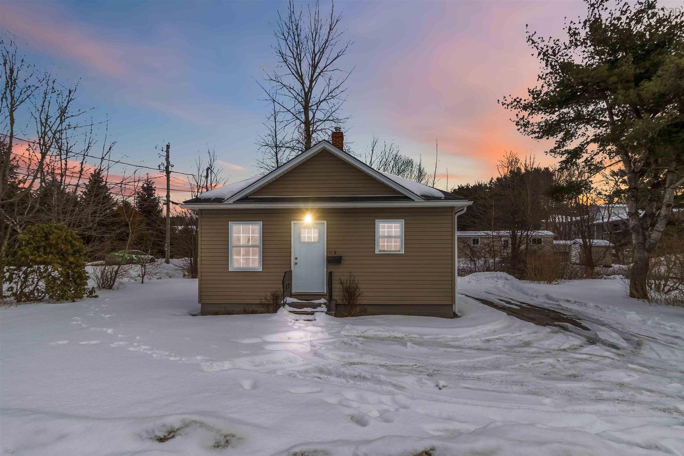 112 North Street, Bridgewater, NS