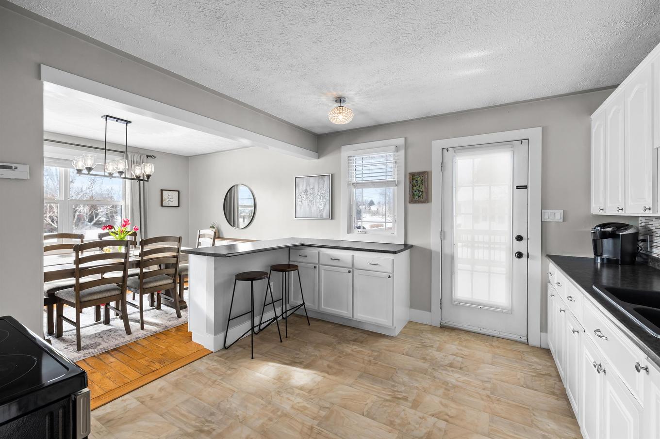 27 Queens Road, Cornwall, PE