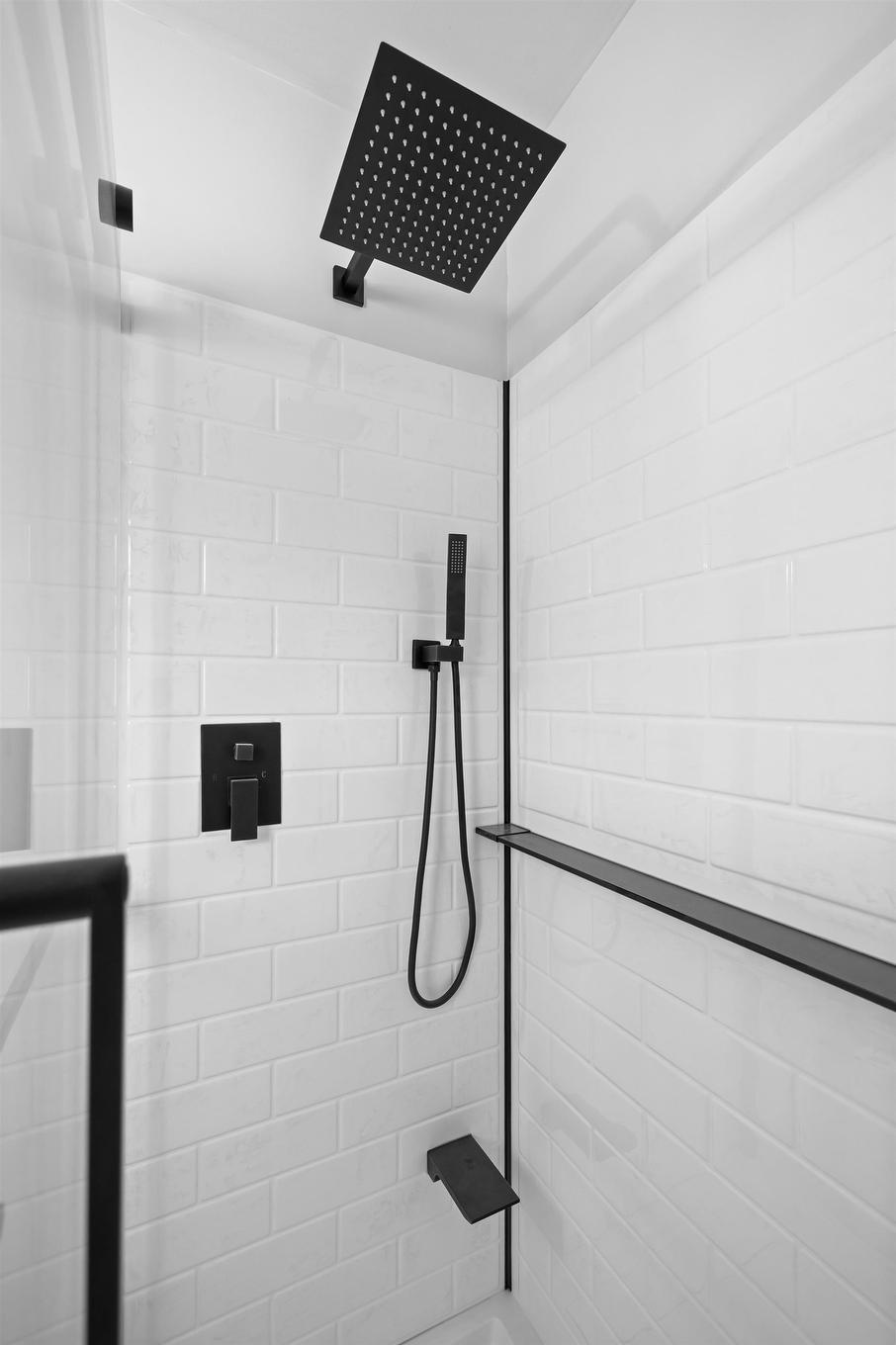 27 Queens Road, Cornwall, PE