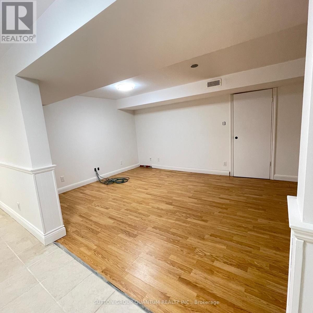 46 Woodlawn Avenue, Mississauga, ON - Indoor