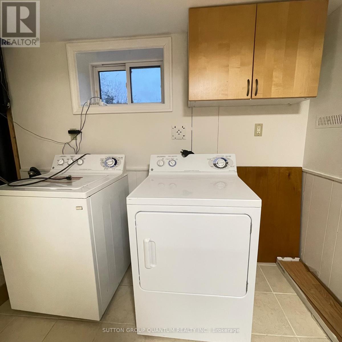 46 Woodlawn Avenue, Mississauga, ON - Indoor Photo Showing Laundry Room