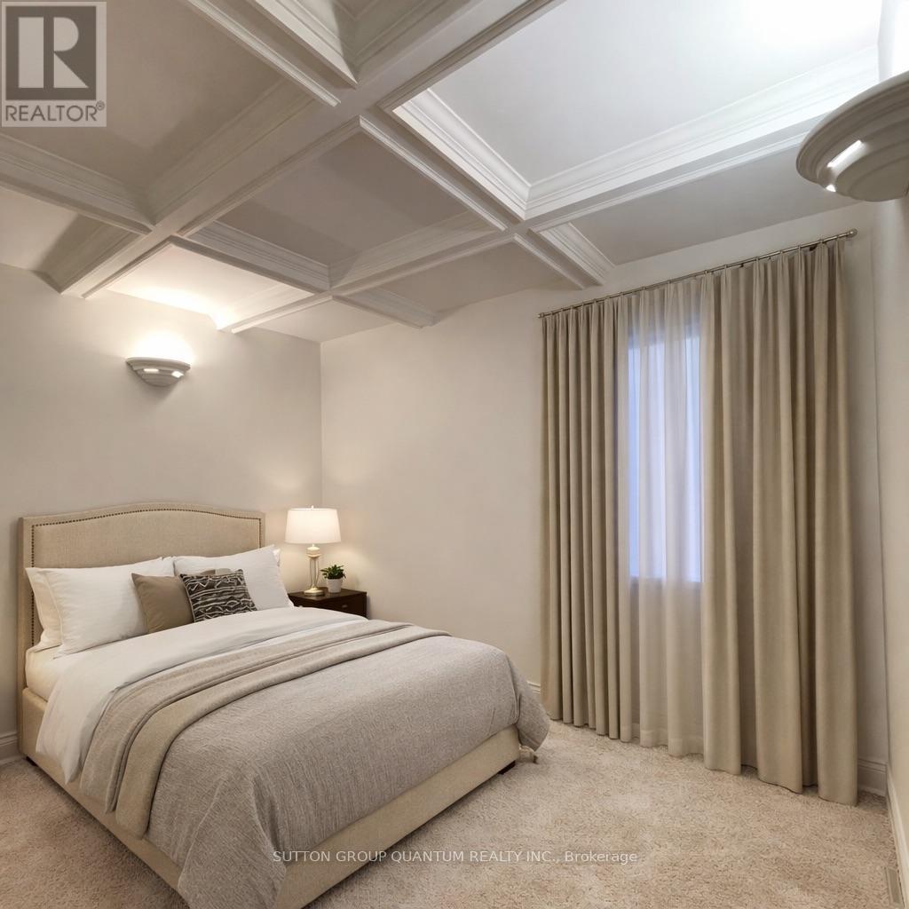 46 Woodlawn Avenue, Mississauga, ON - Indoor Photo Showing Bedroom