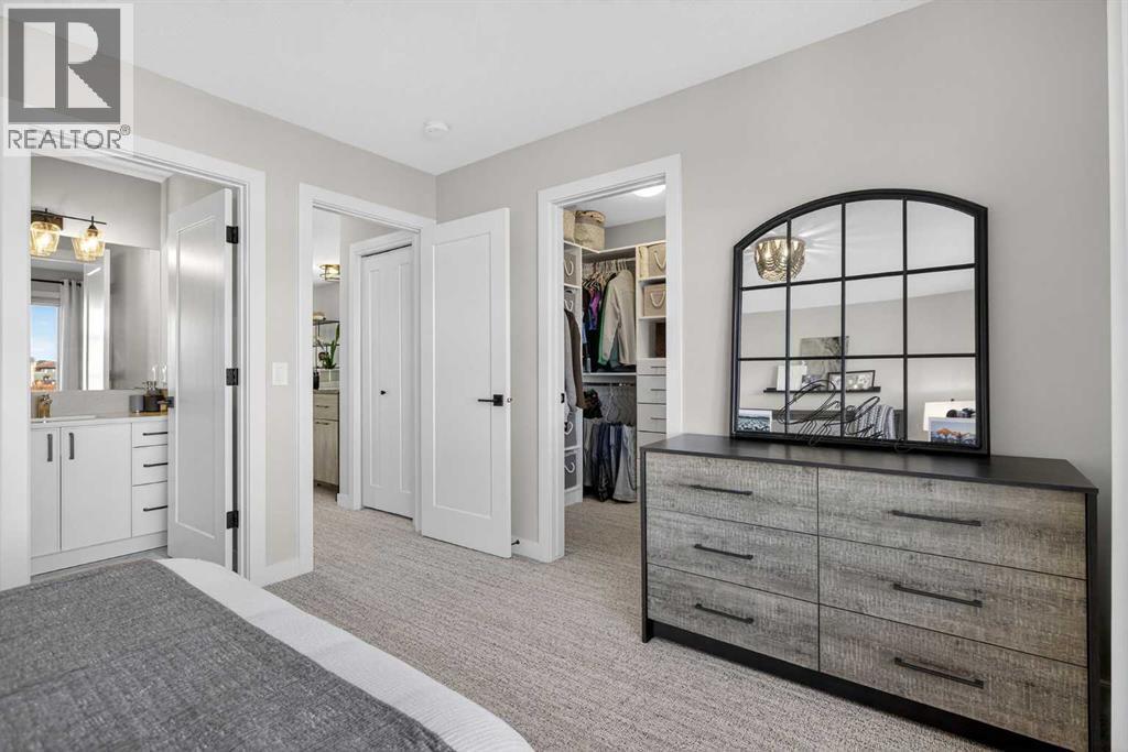 Primary - 35 Wolf Hollow Park Se, Calgary, AB - Indoor