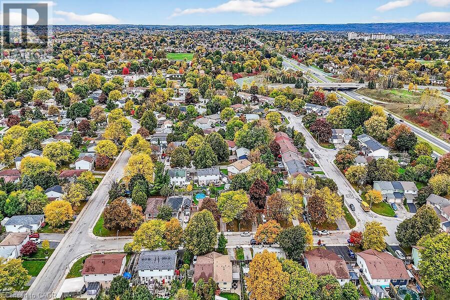 16 Golden Orchard Drive, Hamilton, ON - Outdoor