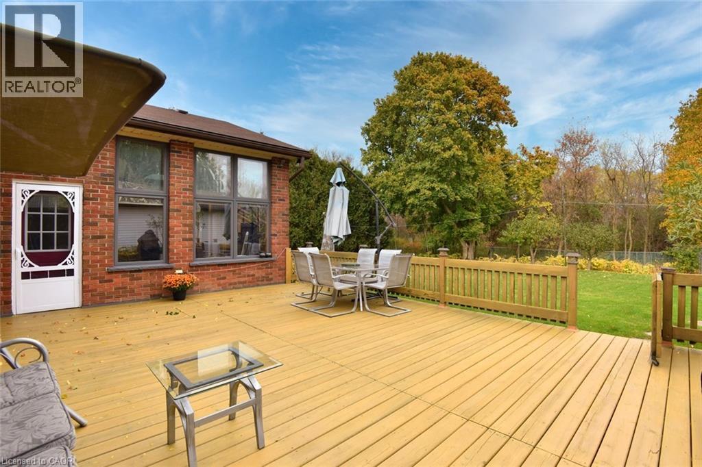 564 Evans Road, Hamilton, ON - Outdoor With Deck Patio Veranda