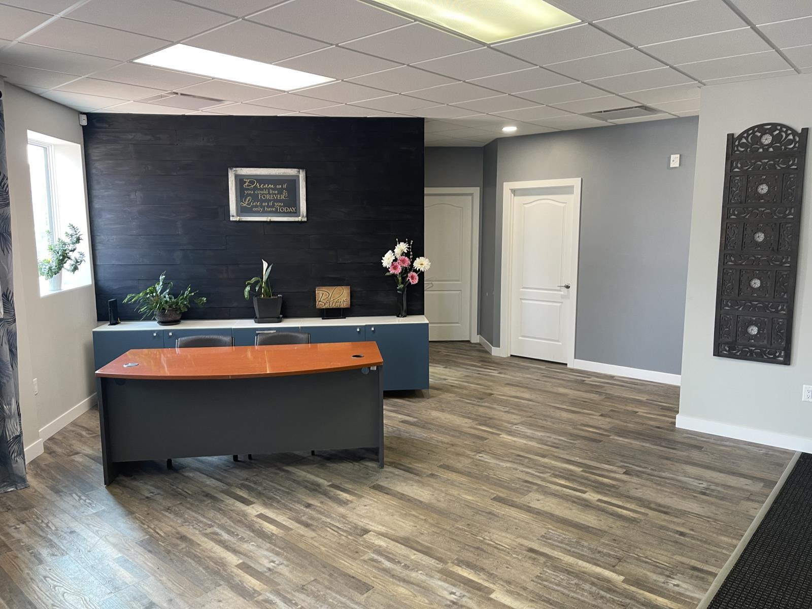 4803 50 Ave, Camrose, AB