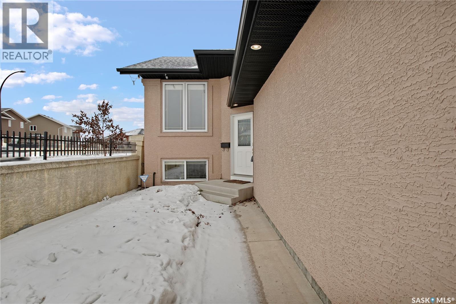 1131 Denham Rise, Saskatoon, SK - Outdoor