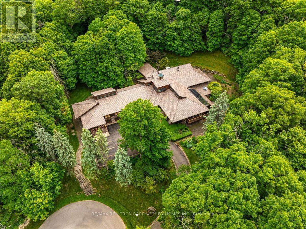 20 Woodsend Crescent, Aurora, ON - Outdoor