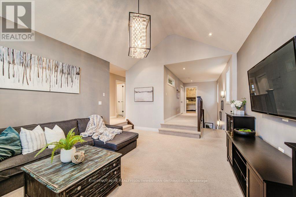 58 Eden Oak Trail, Kitchener, ON - Indoor