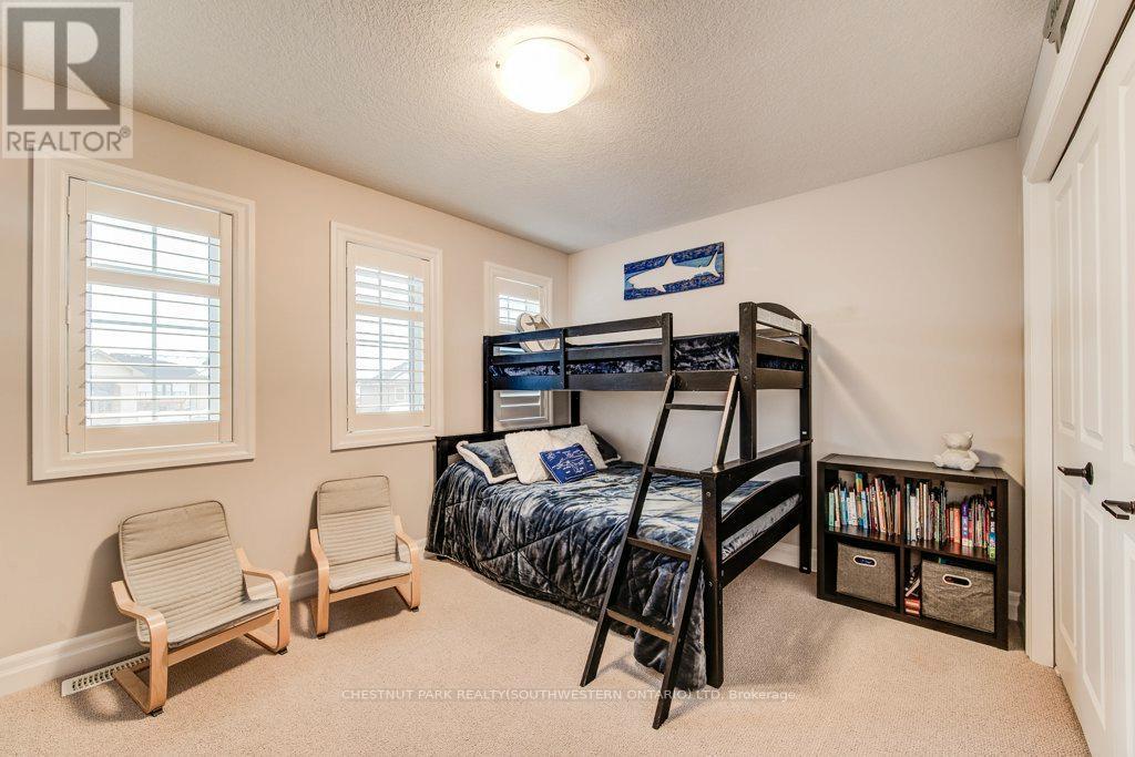 58 Eden Oak Trail, Kitchener, ON - Indoor Photo Showing Bedroom