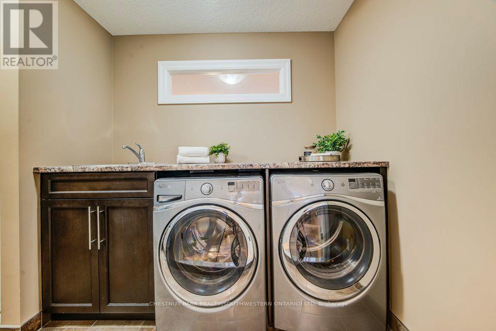 58 Eden Oak Trail, Kitchener, ON - Indoor Photo Showing Laundry Room
