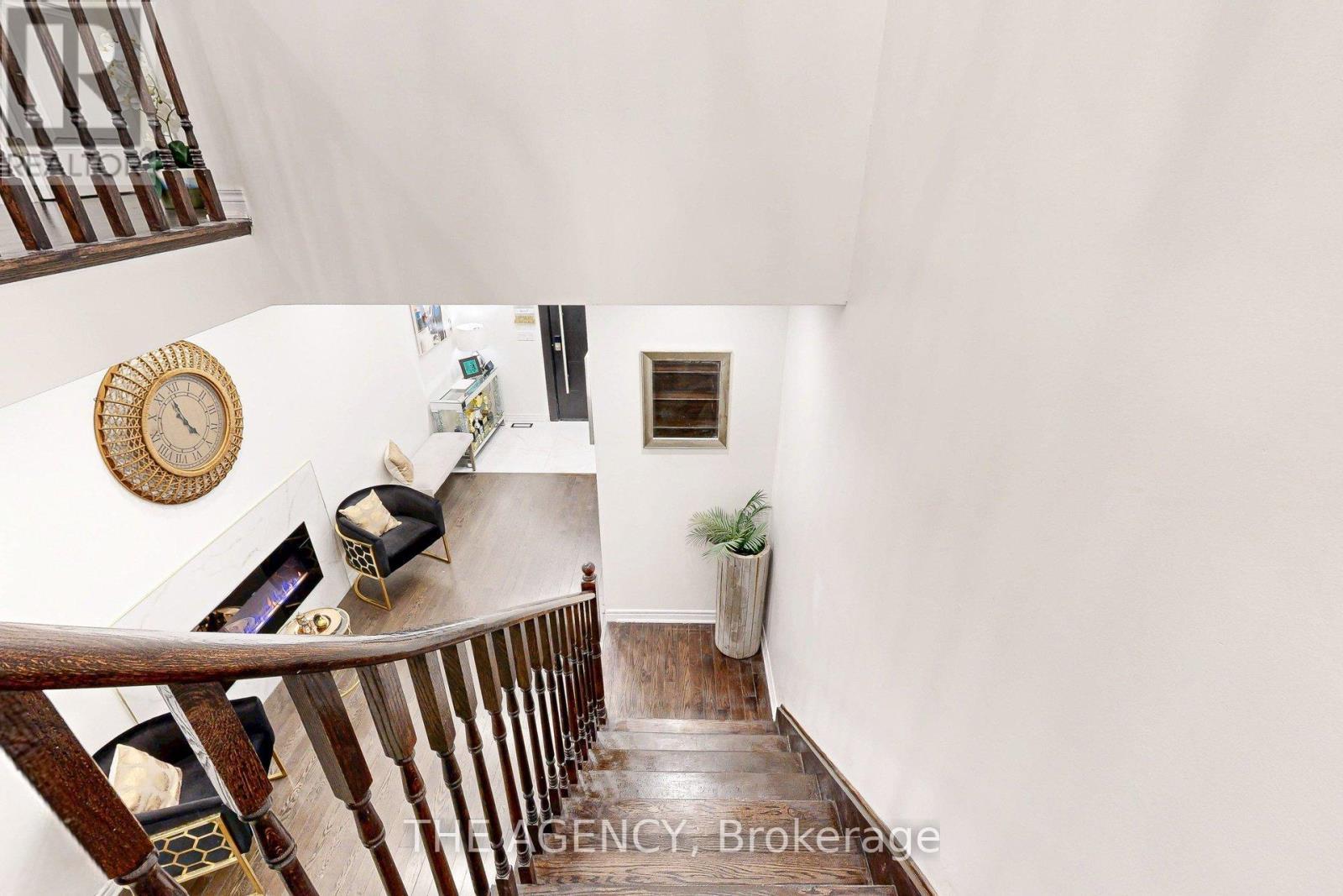 229 Andrews Trail, Milton, ON - Indoor Photo Showing Other Room