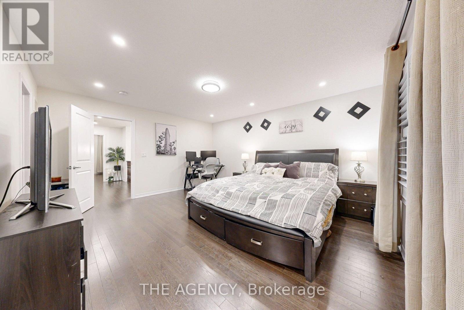 229 Andrews Trail, Milton, ON - Indoor Photo Showing Bedroom