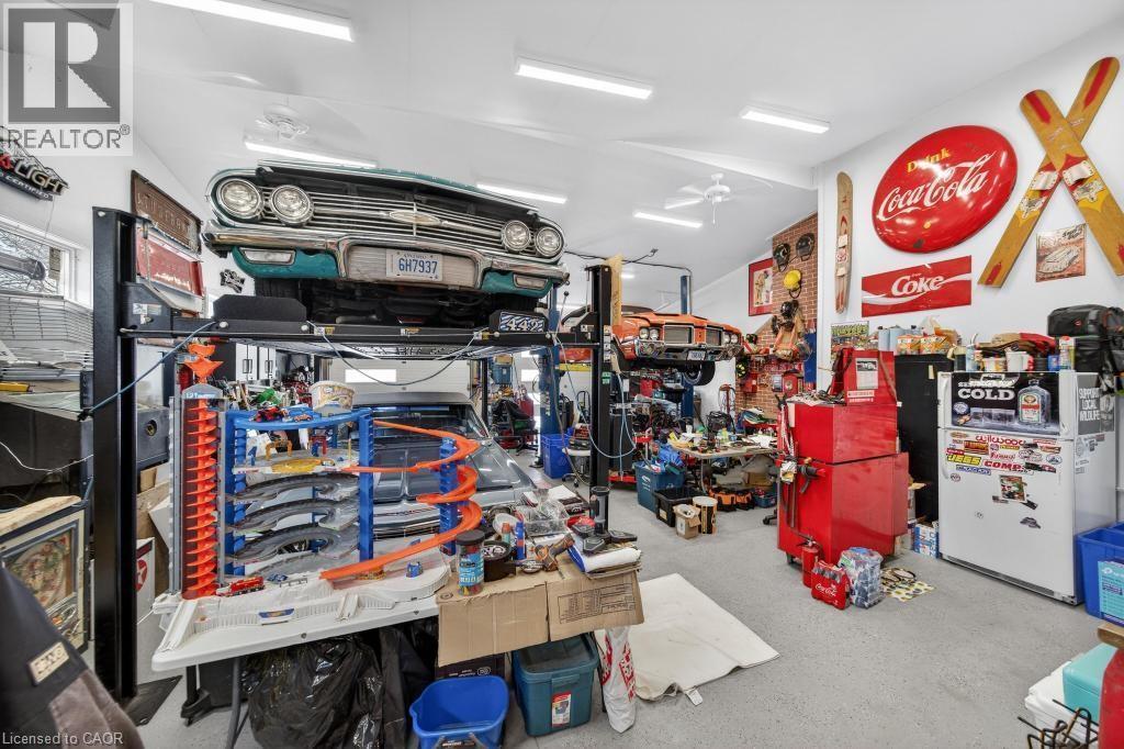 272 Goodram Drive, Burlington, ON - Indoor