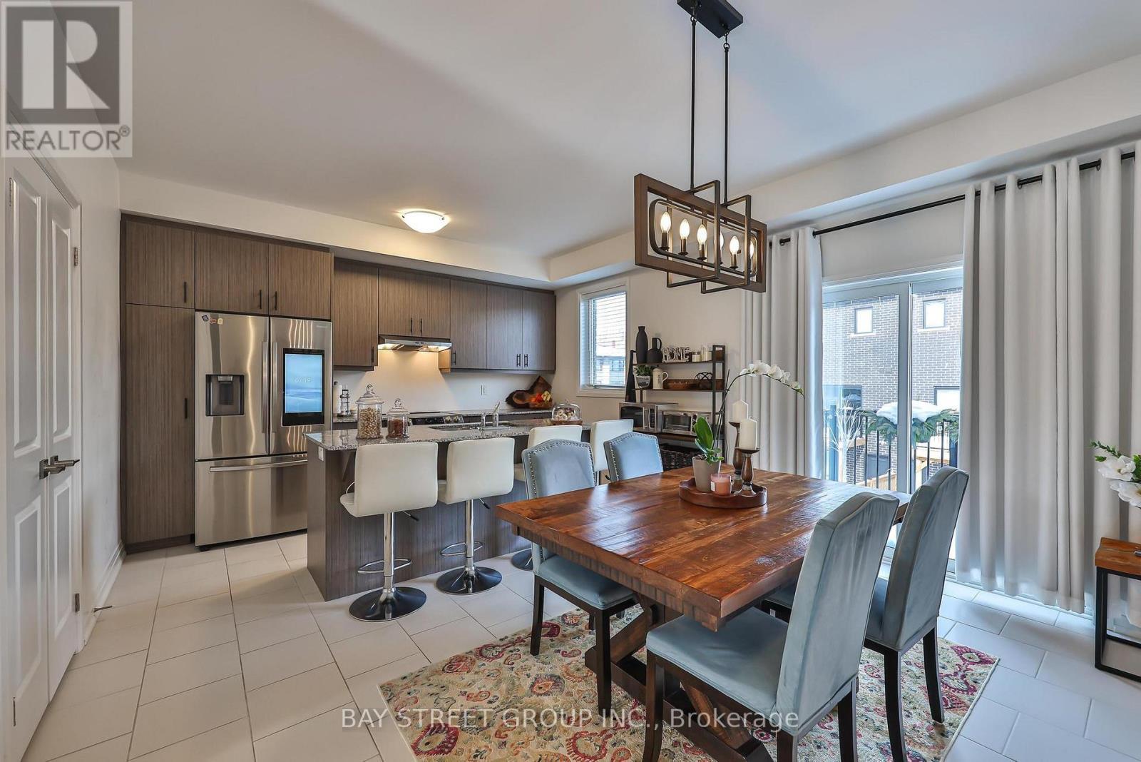 75 Windtree Way, Halton Hills, ON - Indoor Photo Showing Dining Room