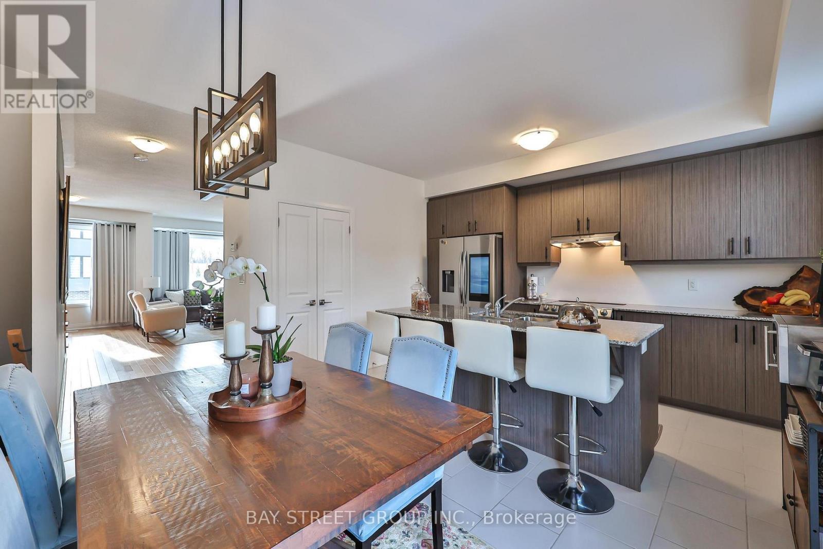 75 Windtree Way, Halton Hills, ON - Indoor Photo Showing Other Room