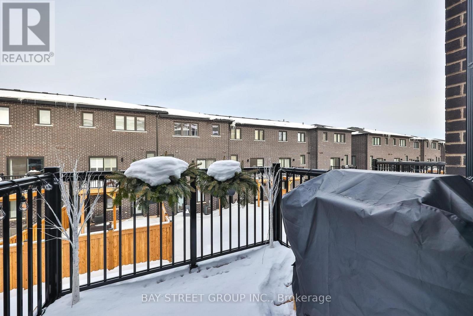 75 Windtree Way, Halton Hills, ON - Outdoor