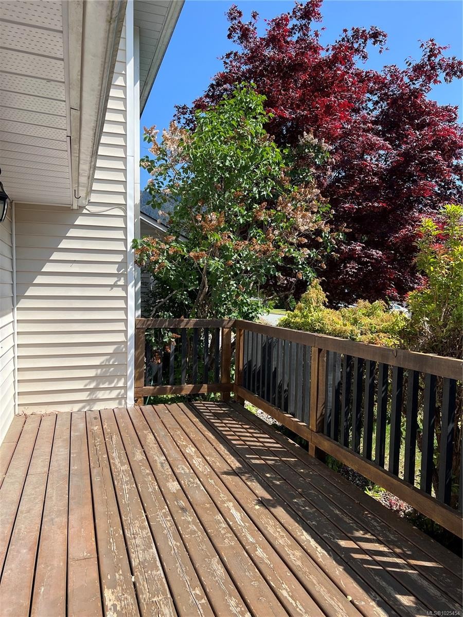 492 Cedar Cres, Gold River, BC