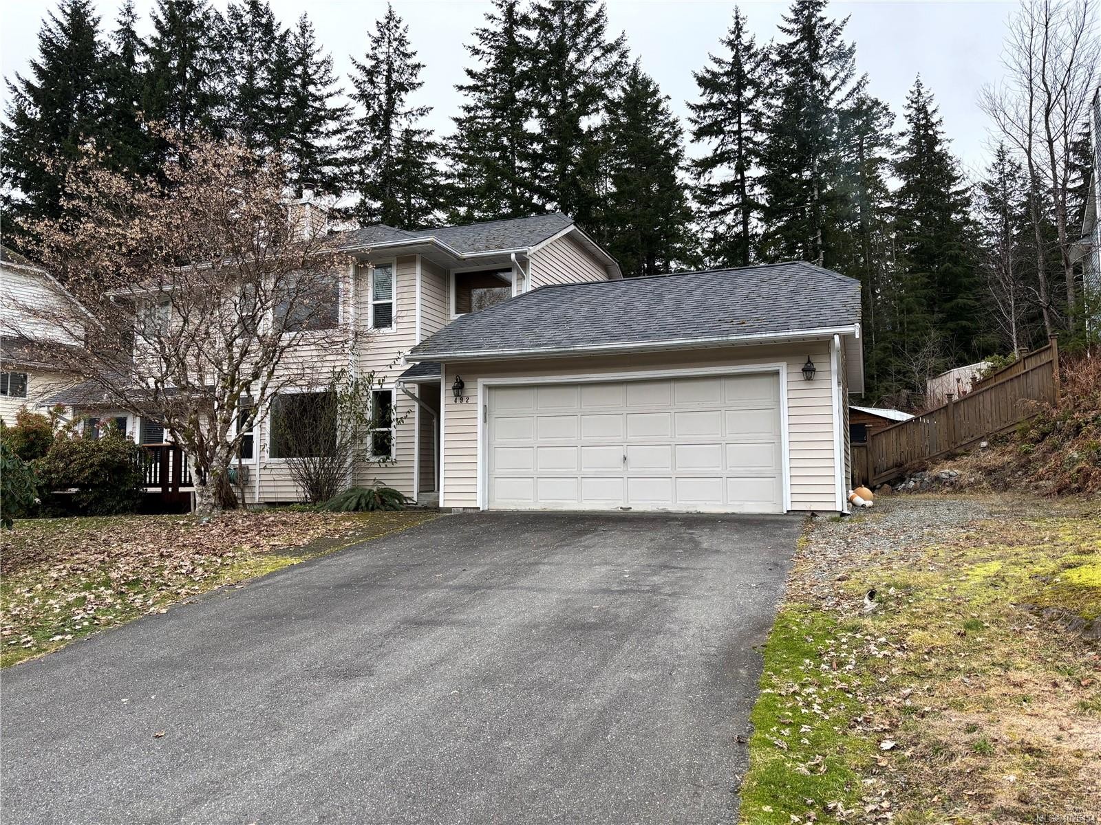 492 Cedar Cres, Gold River, BC