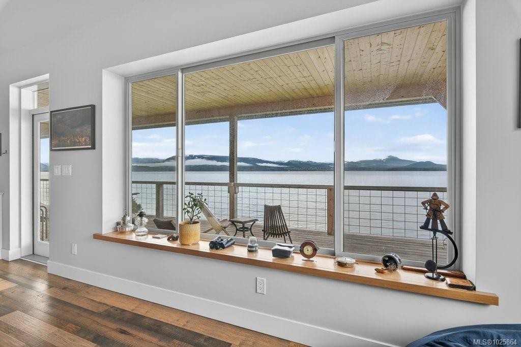 420 1St St, Sointula, BC