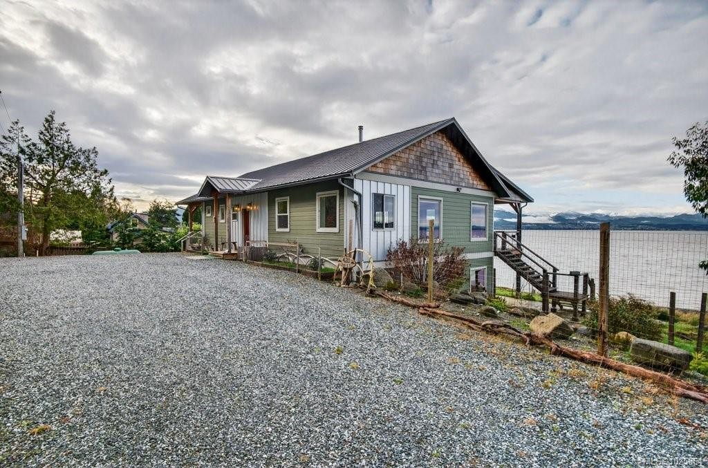 420 1St St, Sointula, BC
