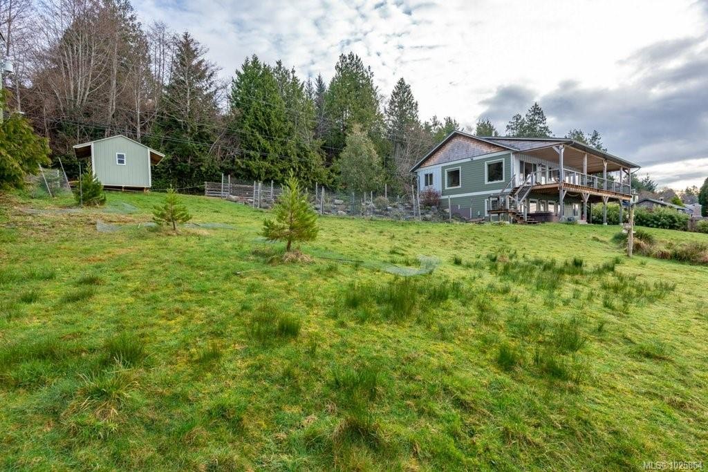 420 1St St, Sointula, BC