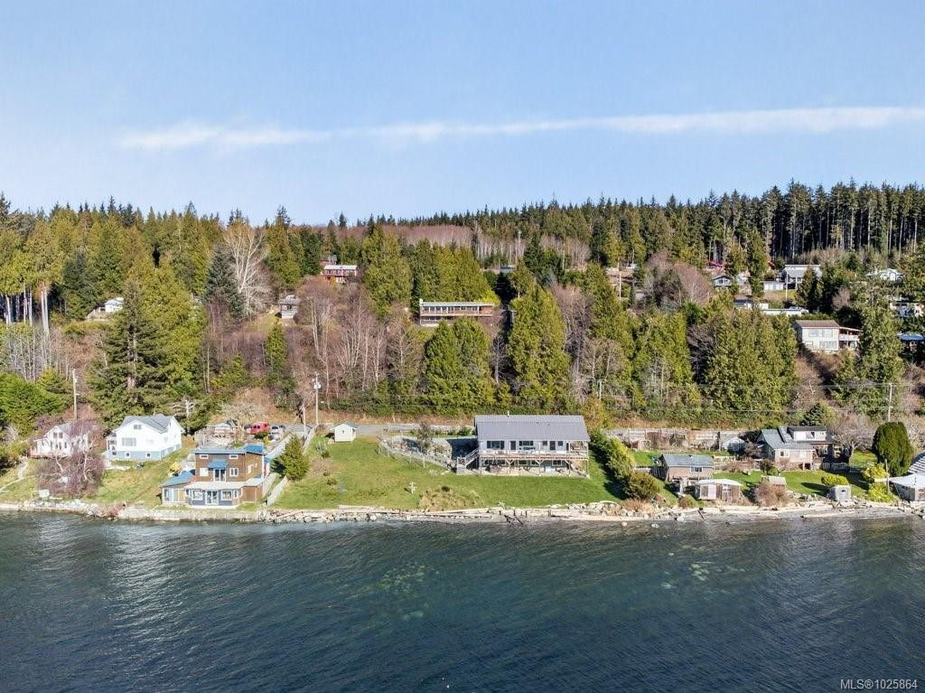 420 1St St, Sointula, BC