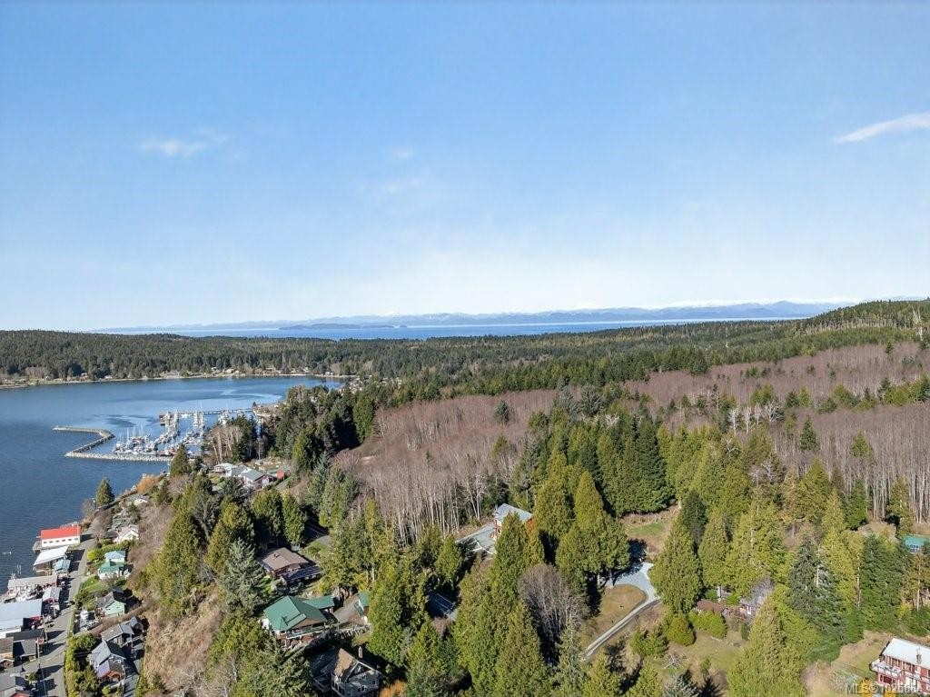 420 1St St, Sointula, BC