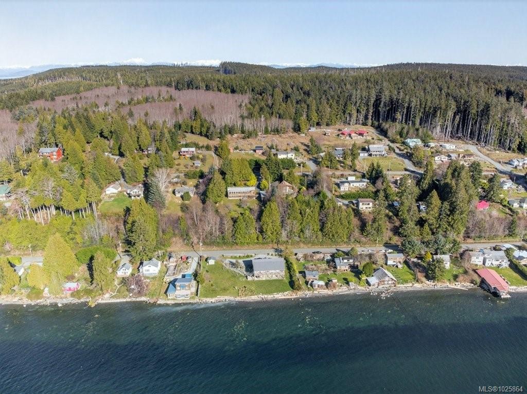 420 1St St, Sointula, BC