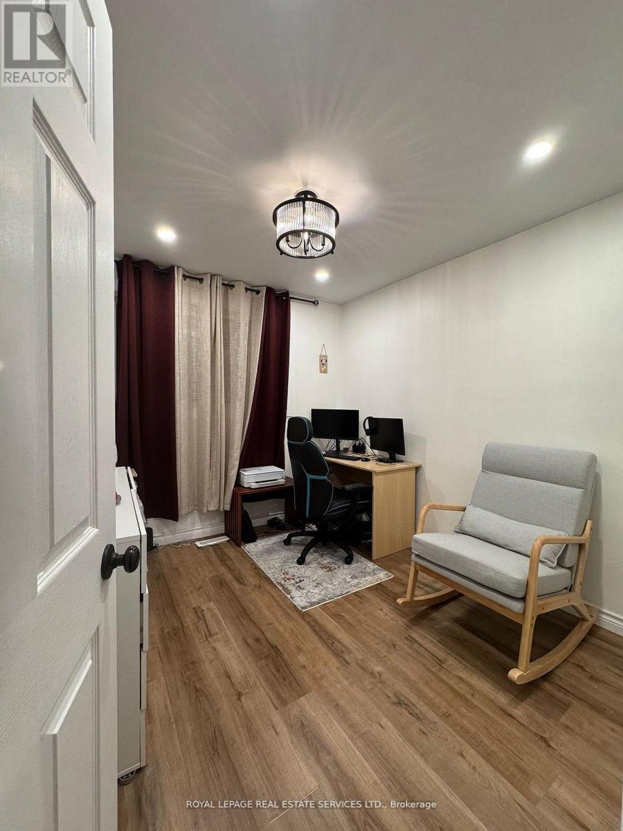 30 Obermeyer Drive, Kitchener, ON - Indoor