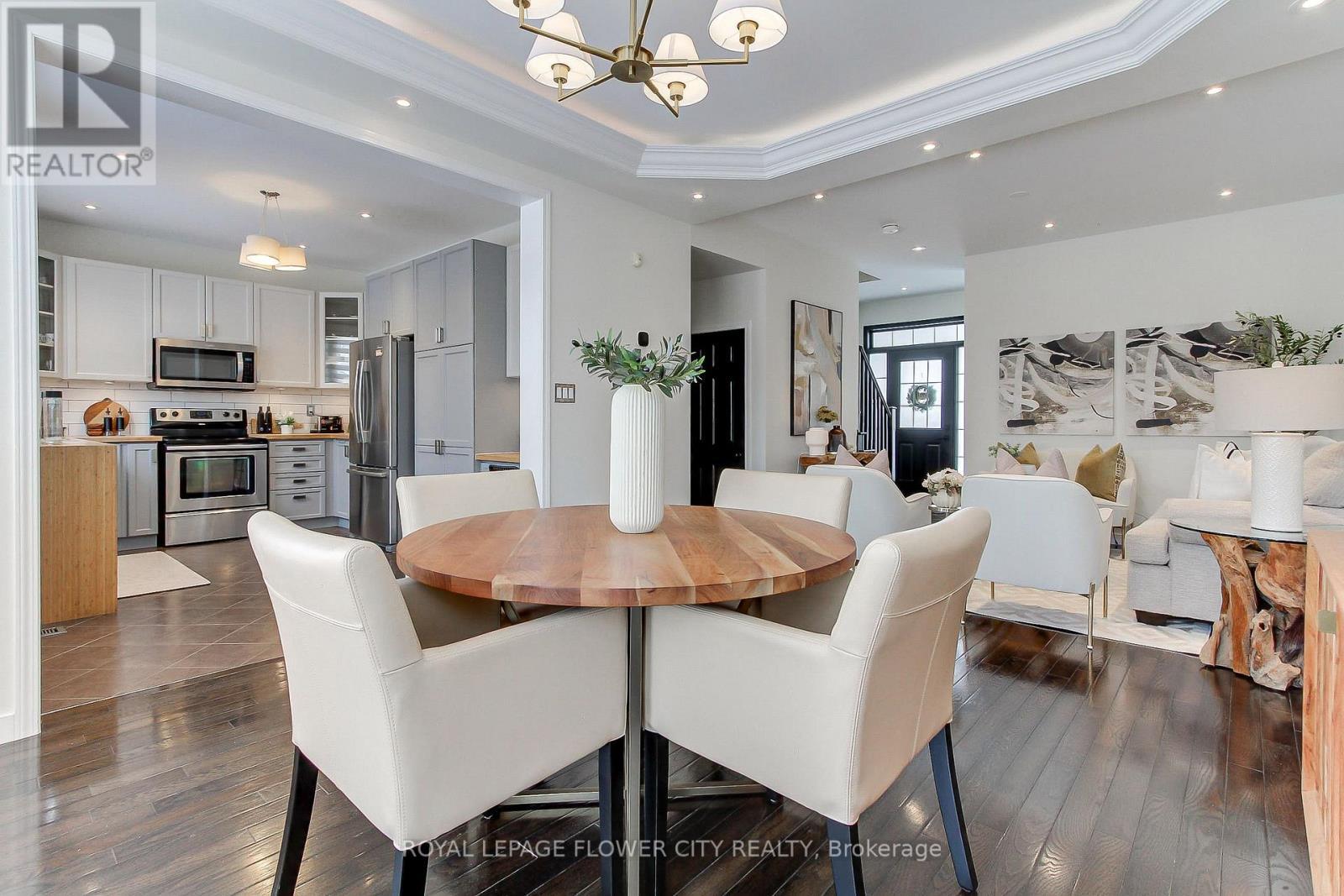 917 Mctrach Crescent, Milton, ON - Indoor Photo Showing Other Room