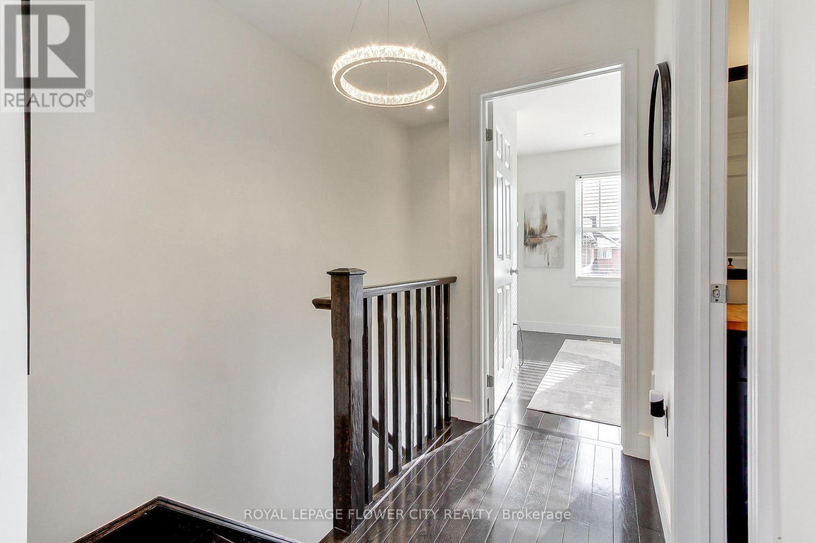 917 Mctrach Crescent, Milton, ON - Indoor Photo Showing Other Room