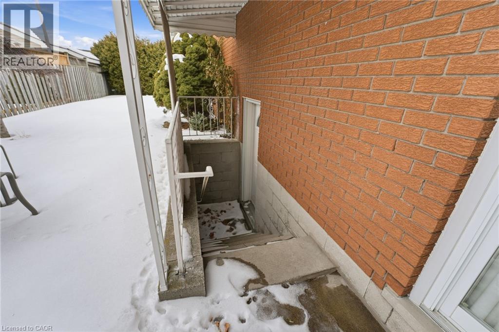 156 Kentley Drive, Hamilton, ON - Outdoor With Exterior