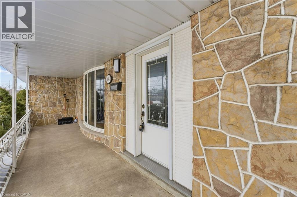 156 Kentley Drive, Hamilton, ON - Outdoor With Exterior