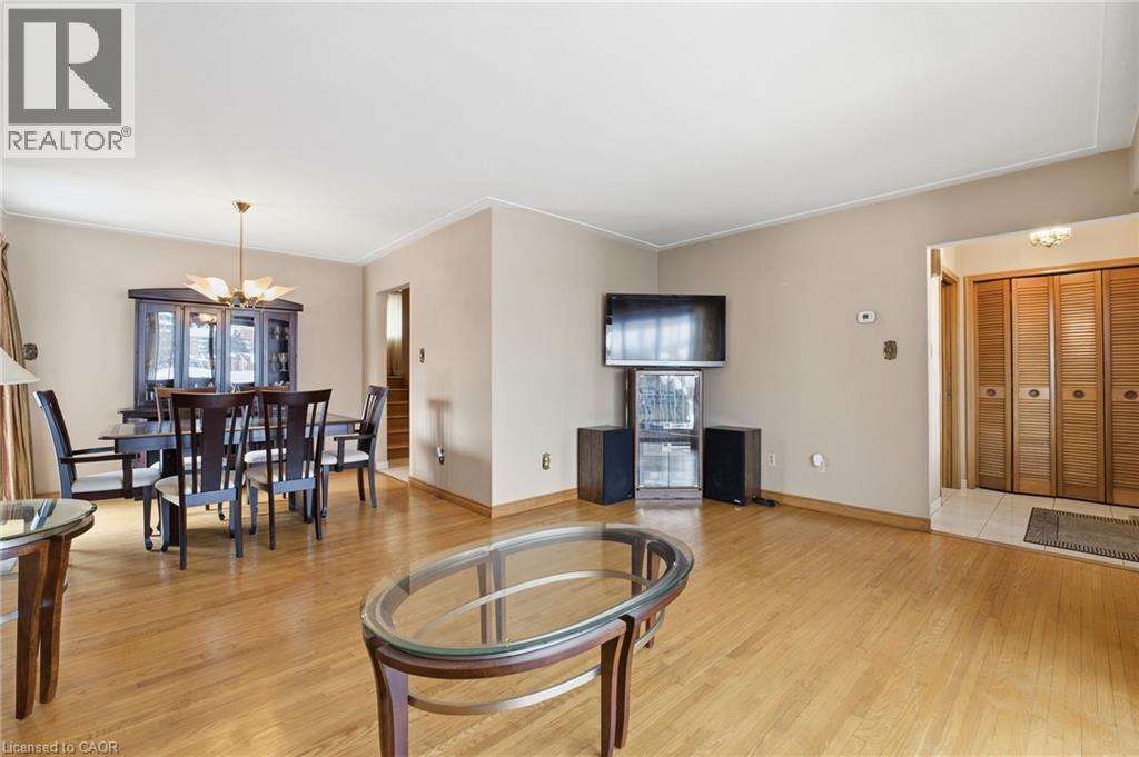 156 Kentley Drive, Hamilton, ON - Indoor