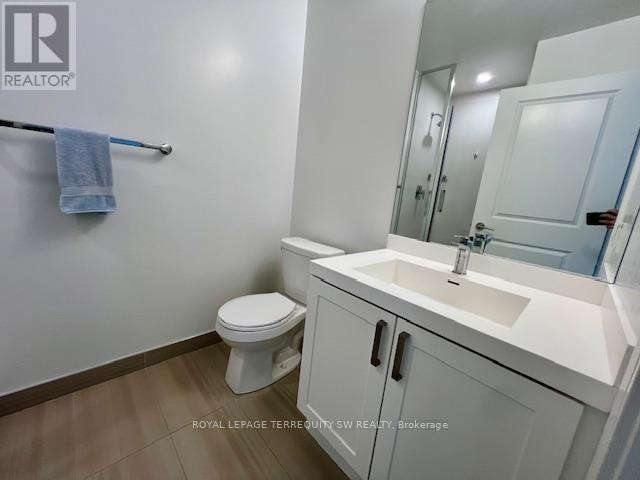 1006 - 8 Nahani Way, Mississauga, ON - Indoor Photo Showing Bathroom