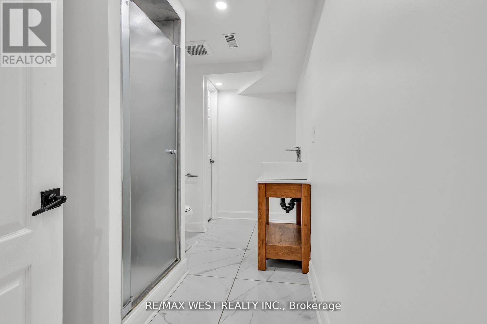 3865 Allcroft Road, Mississauga, ON - Photo Showing Other Room