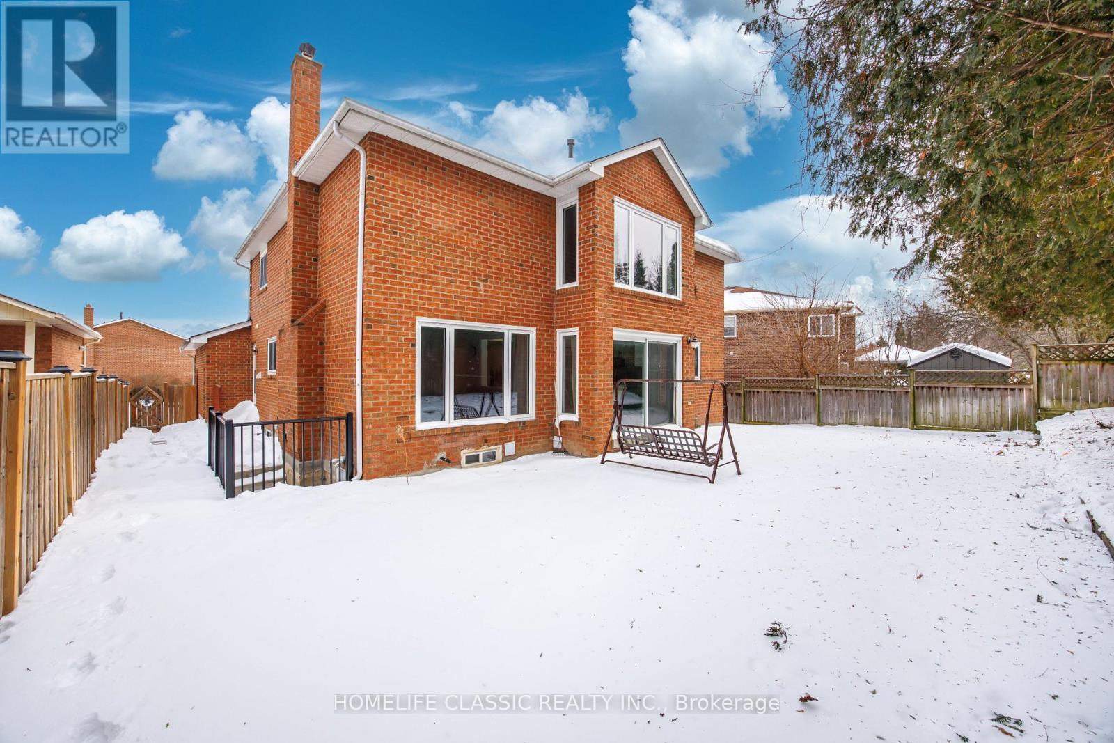 521 Sundown Crescent, Pickering, ON - Outdoor